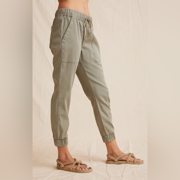 Bella Dahl Pocket Jogger - Picture 3 of 8